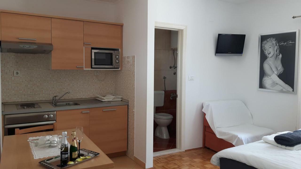 Apartmani Vidos Makarska Extérieur photo